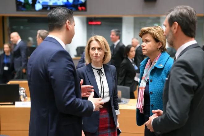 为震惊特朗普把丹麦女首相气哭凯发国际布达诺夫的话让网友极(图3)